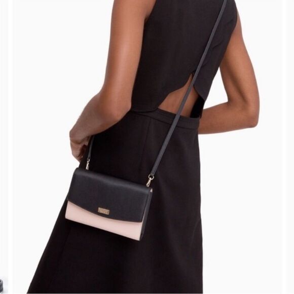 kate spade Handbags - KATE SPADE LAUREL WAY WINNI CROSSBODY APPROXIMATELY 6” x 8”